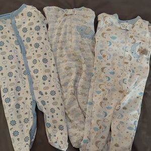 Size 3-6 months sleepers